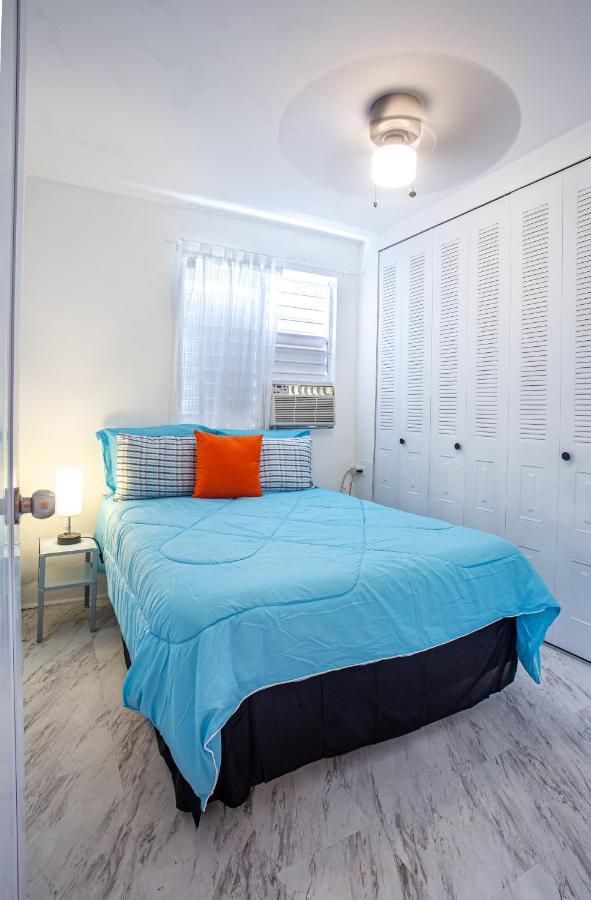 2A - Welcoming Apt Near Crashboat Beach أغواديلا المظهر الخارجي الصورة