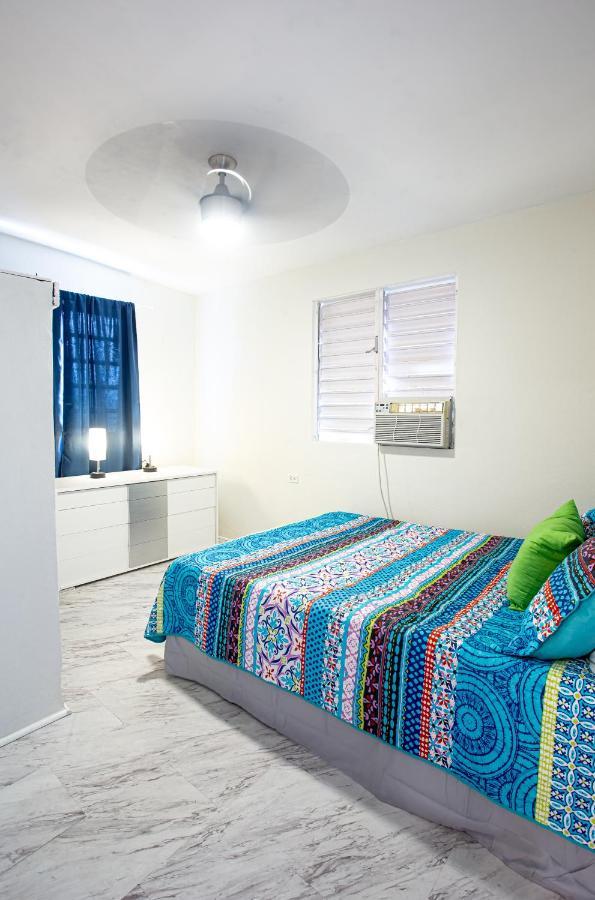2A - Welcoming Apt Near Crashboat Beach أغواديلا المظهر الخارجي الصورة